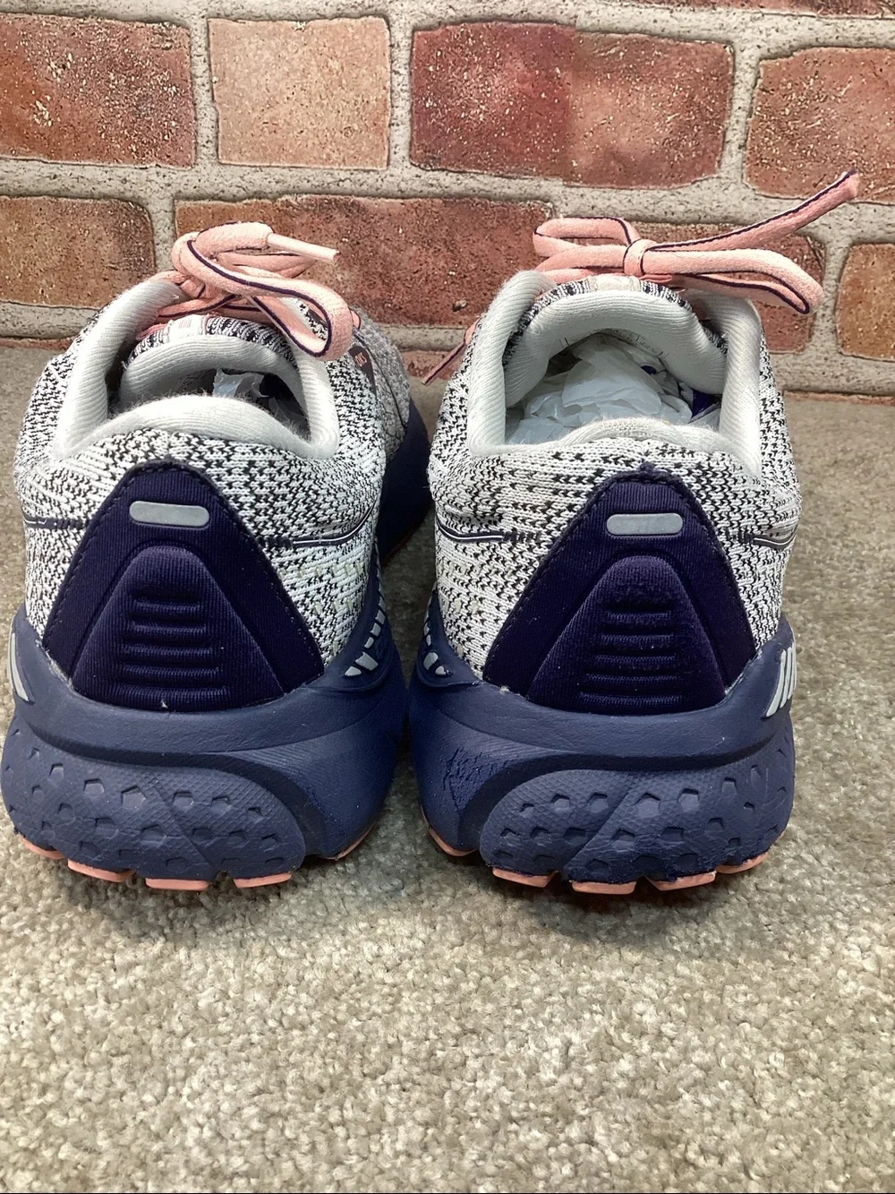 Brooks Adrenaline GTS 21 Women’s running shoes sneakers size 9.5